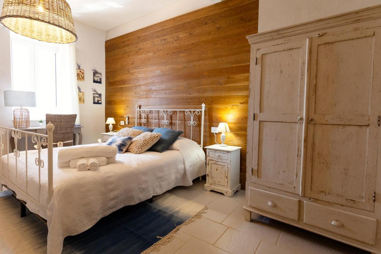 Palazzo Badiale History&Rooms Atella Екстер'єр фото