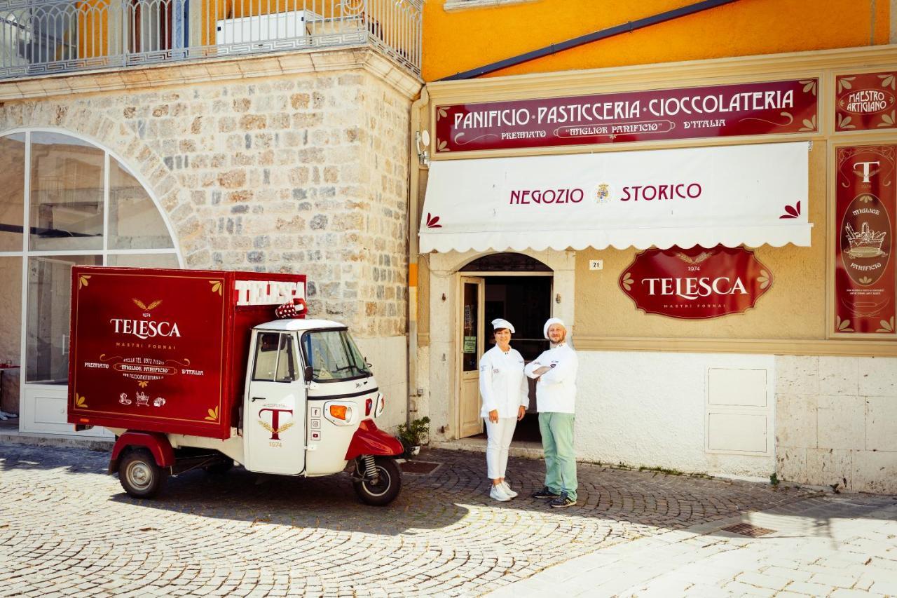 Palazzo Badiale History&Rooms Atella Екстер'єр фото