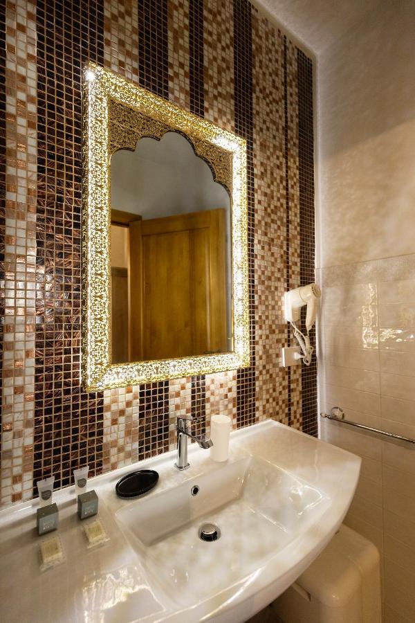 Palazzo Badiale History&Rooms Atella Екстер'єр фото